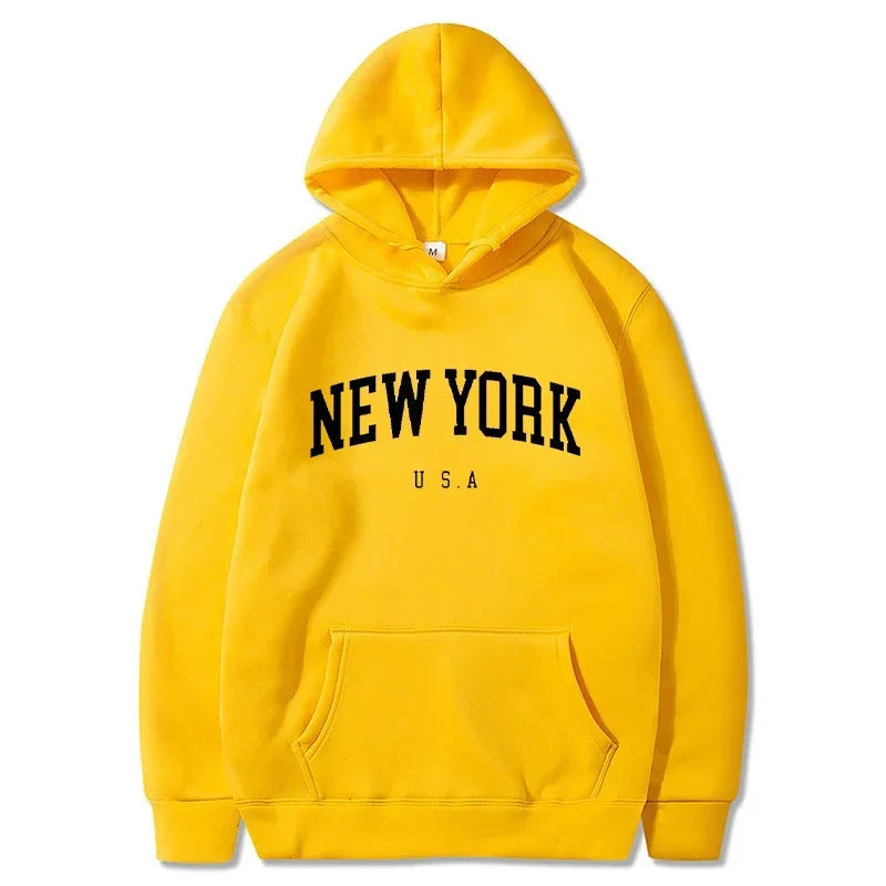 Women's New York Graphic Pullover Hoodie – Comfortable Relaxed Fit Sweatshirt with Kangaroo Pocket and Ribbed Cuffs for Everyday Style