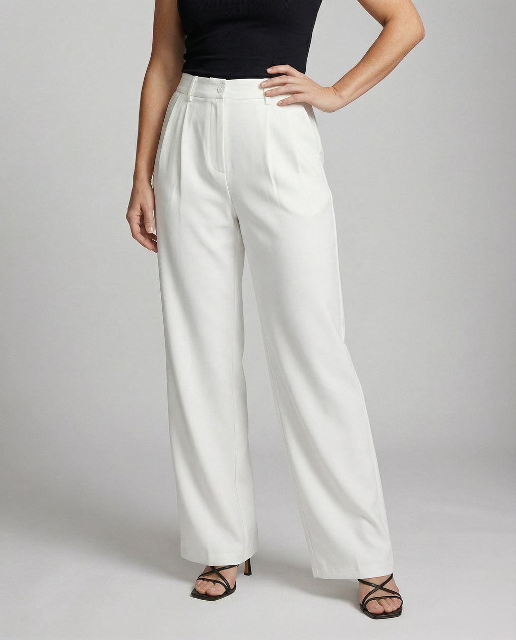 High-Waisted Pleated Palazzo Trousers for Women with Belt Loops – Full-Length Tailoring for Work and Chic Everyday Looks