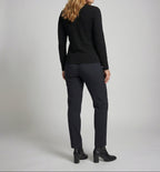 Women's Slim-Fit V-Neck Fine-Knit Cardigan – Button-Front Layer with Long Sleeves for Effortless Smart Casual Style