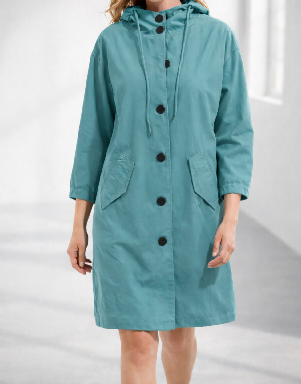 Women's Casual Longline Hooded Jacket – Lightweight Button-Front Coat with Drawstring Hood and Pockets for Daily Comfort