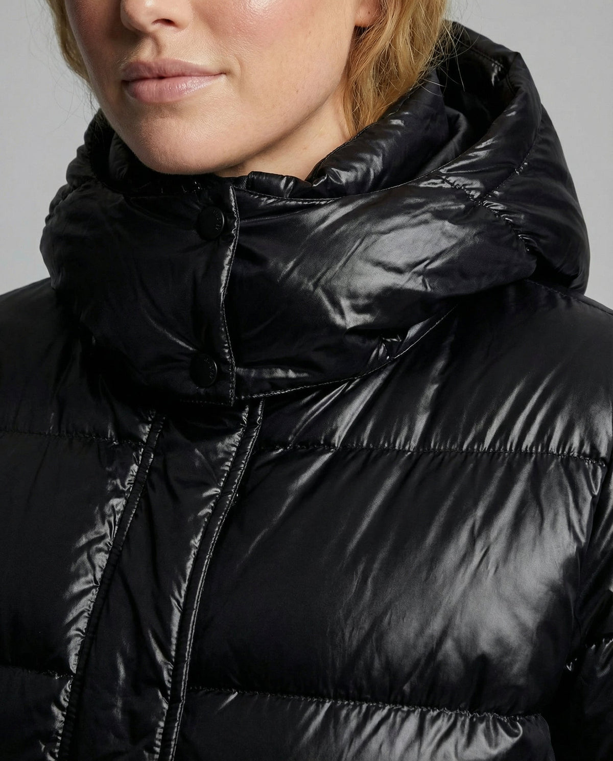 Women's Hooded Sporty Quilted Jacket