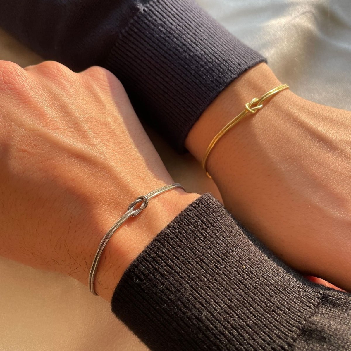 Elske | Simple Love Knot Bracelet