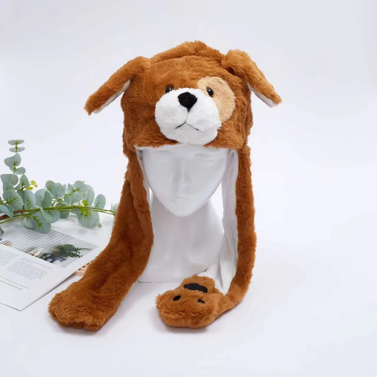 Geert | Animated Ear Plush Hat