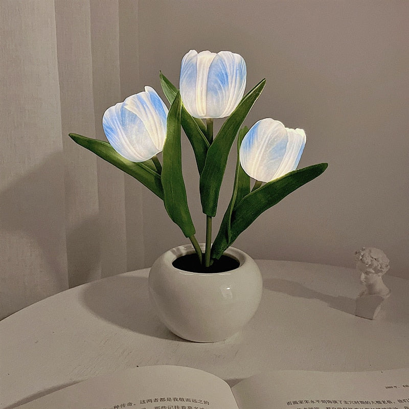 Hessel | Warm Light LED Tulip Night Lamp