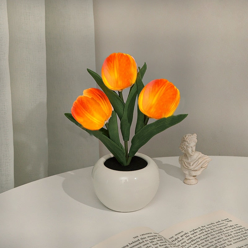 Hessel | Warm Light LED Tulip Night Lamp