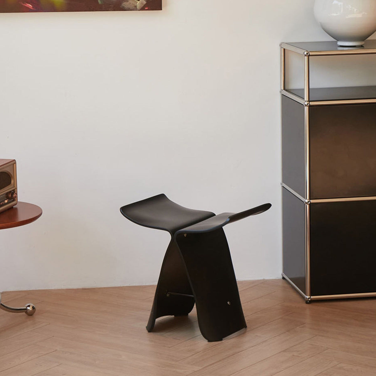 Pieter | Elegant Wooden Butterfly Stool