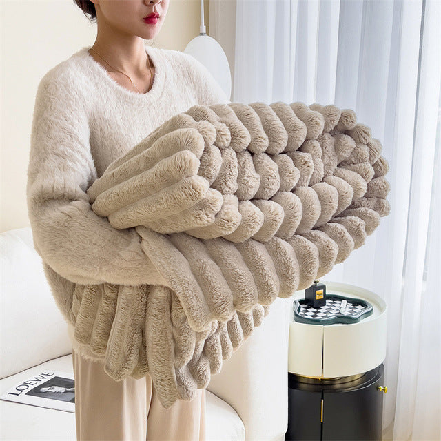 Renske | Luxurious Faux Fur Fluffy Blanket