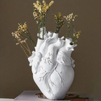 Sjors | Love-Shaped Vase